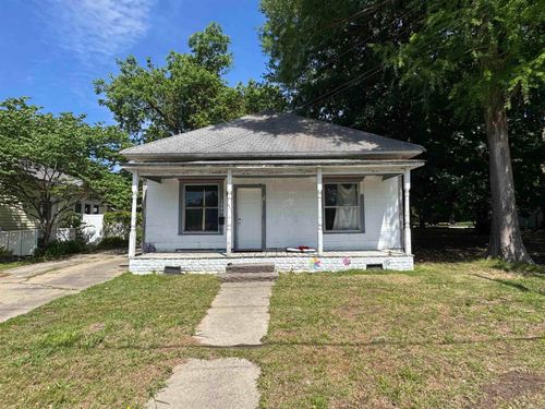 1303 S Buerkle St, Stuttgart, AR, 72160-5102 | Card Image
