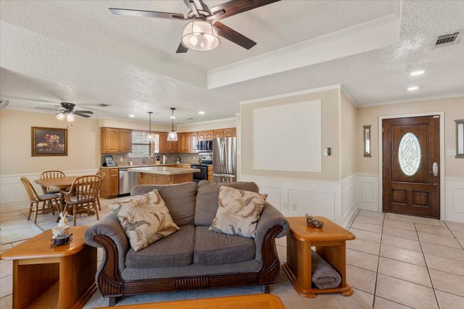215 Lakeview Dr, House other with 3 bedrooms, 3 bathrooms and null parking in Trinidad TX | Image 9