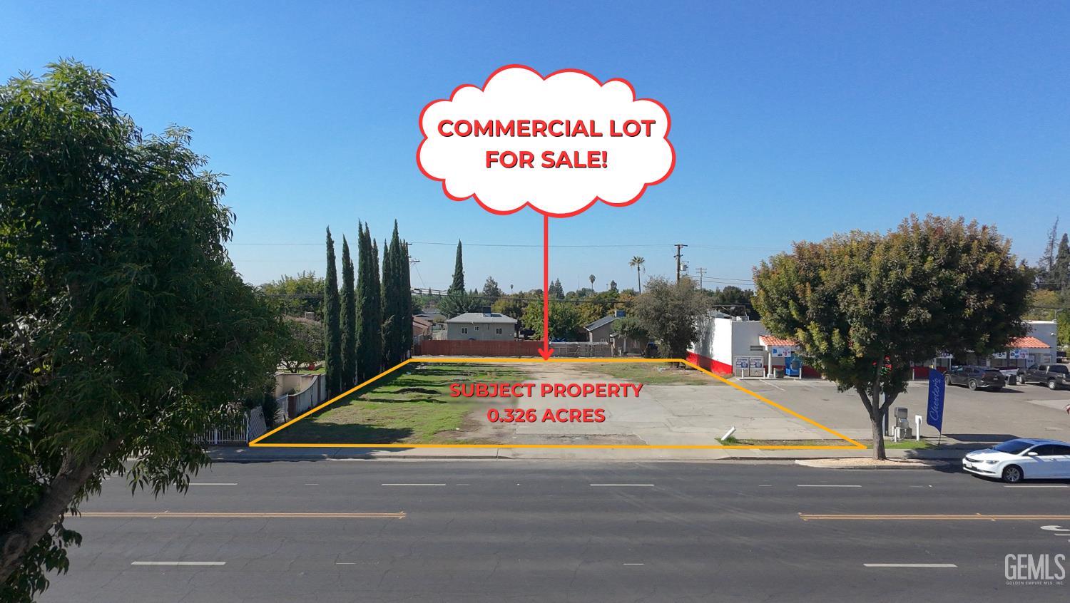 701 N Farmersville Blvd, Farmersville, CA 93223