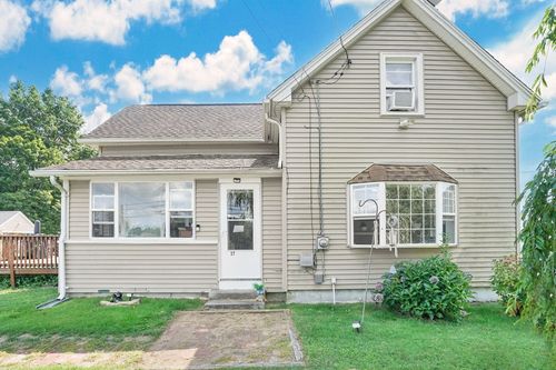 27 Cady St, Ludlow, MA, 01056-2271 | Card Image
