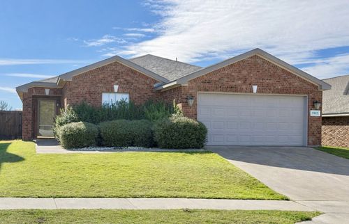 3917 Mantis St, Fort Worth, TX, 76106-3275 | Card Image