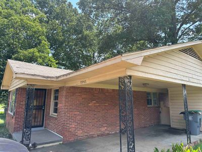 1941 E Shelby Dr, House other with 3 bedrooms, 1 bathrooms and null parking in Memphis TN | Image 2