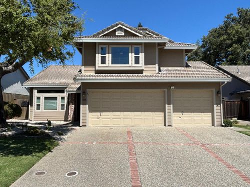 385 Hatteras Way, Sacramento, CA, 95831-4800 | Card Image