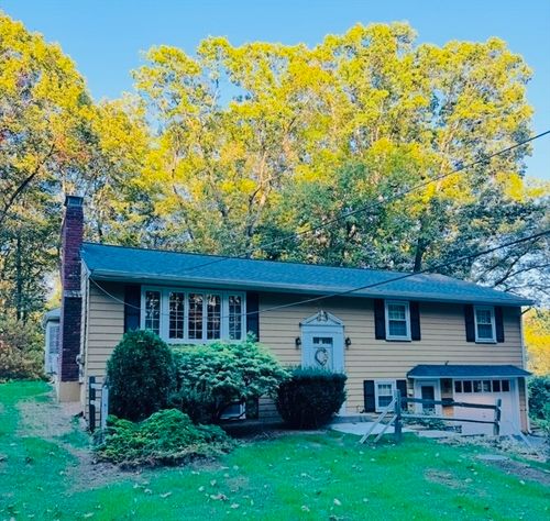 201 Prescott Rd, Whitinsville, MA, 01588-1726 | Card Image