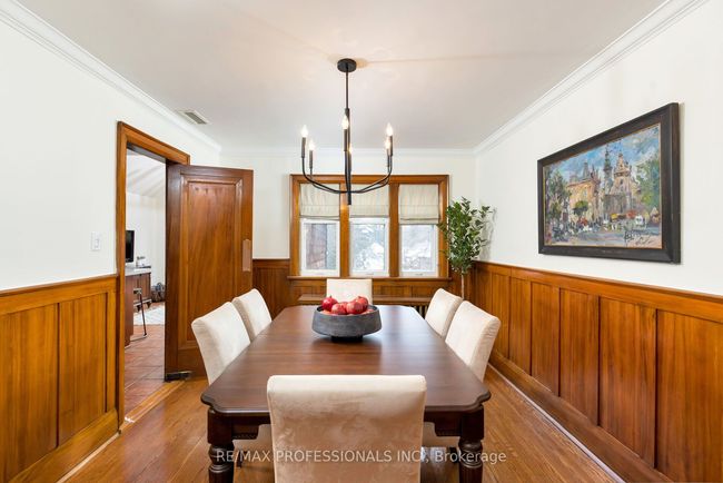 27 Larkin Ave, House other with 4 bedrooms, 2 bathrooms and null parking in Toronto ON | Image 9