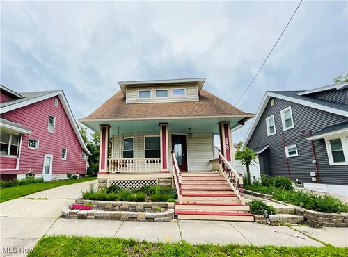 1630 Olivewood Ave, Lakewood, OH, 44107-4415 | Card Image