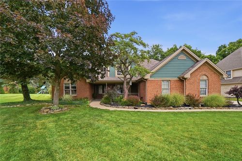 3786 Maple Grove Ln, Beavercrk Twp, OH, 45440-3571 | Card Image
