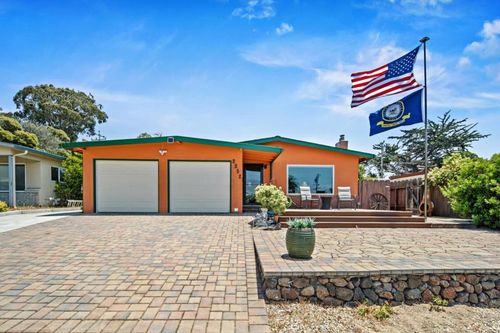 3252 Fitzgerald Cir, Marina, CA, 93933-2607 | Card Image