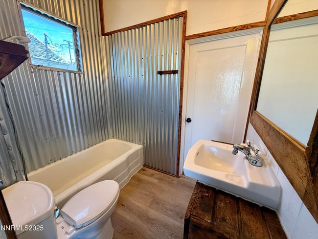 141 University St, House other with 2 bedrooms, 1 bathrooms and 2 parking in Tonopah NV | Image 8