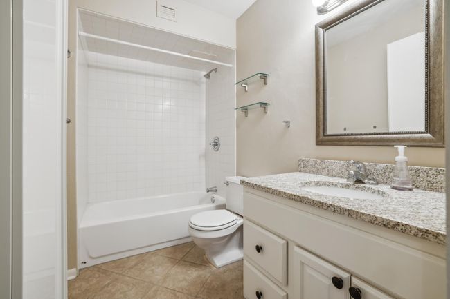 APT-410 - 1181 Edgcumbe Rd, Condo with 1 bedrooms, 1 bathrooms and null parking in Saint Paul MN | Image 18
