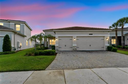 32732 Tree Of Life Ave, WESLEY CHAPEL, FL, 33543-4135 | Card Image