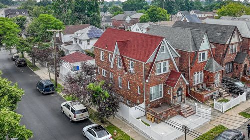 19168 115th Rd, Saint Albans, NY, 11412-2708 | Card Image