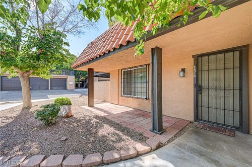unit-a-6651 Bubbling Brook Dr, Las Vegas, NV, 89107-1128 | Card Image