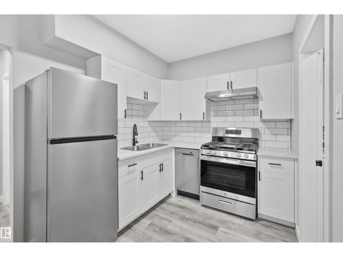 2-10049 154 St Nw, Edmonton, AB, T5P2H1 | Card Image