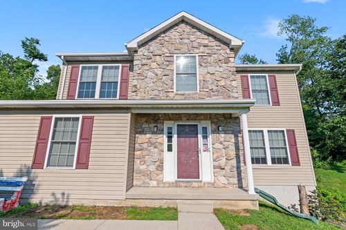 1903 Hain Rd, New Freedom, PA, 17349-9139 | Card Image