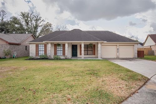5617 Freshmeadow St, League City, TX, 77573-4623 | Card Image