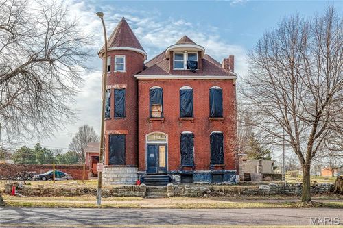 2012 Saint Louis Ave, Saint Louis, MO, 63106-2415 | Card Image