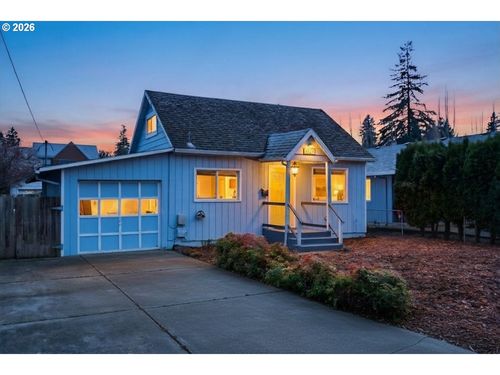 2212 23rd Ave, Forest Grove, OR, 97116-1717 | Card Image