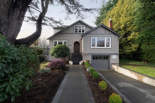 2741 Dufferin Ave, Victoria, BC, V8R3L5 | Card Image