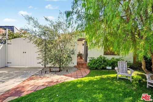 9112 Gibson Street, Los Angeles, CA, 90034 | Card Image