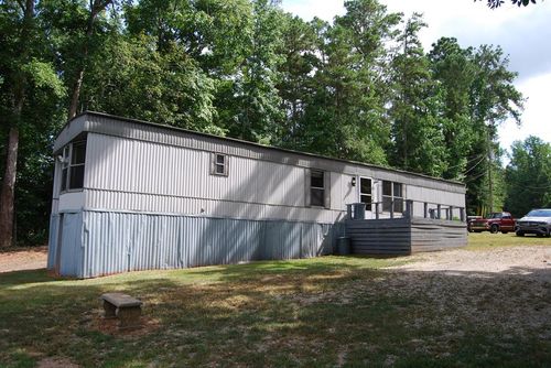 110 E Daylight Dr, Eatonton, GA, 31024-7246 | Card Image