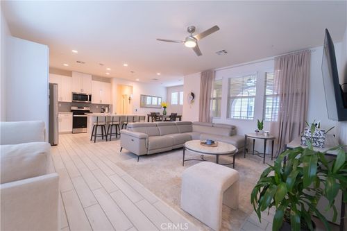 unit-1-16040 Parkhouse Dr, Fontana, CA, 92336-6175 | Card Image