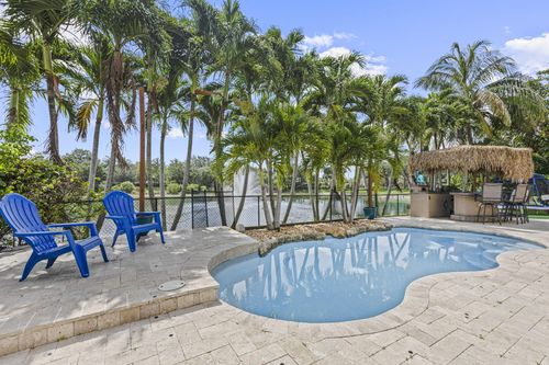 455 Cresta Cir, West Palm Beach, FL, 33413-1043 | Card Image