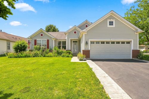 12655 Horseshoe Trl, Huntley, IL, 60142-7454 | Card Image