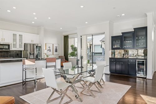 apt-102-3926 Holland Ave, Dallas, TX, 75219-3814 | Card Image