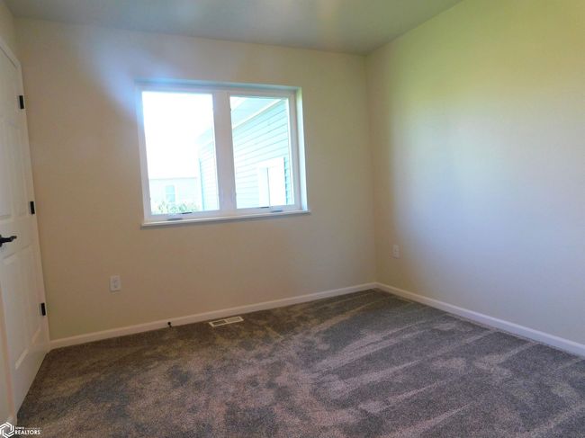 216 10 Th St, House other with 3 bedrooms, 2 bathrooms and null parking in Manilla IA | Image 8