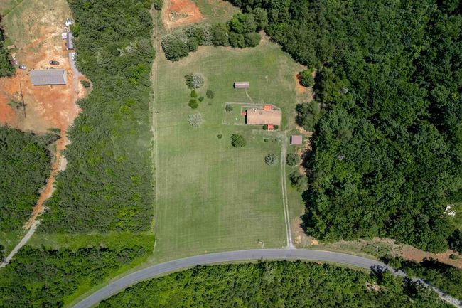 7026 Midway Rd, House other with 3 bedrooms, 2 bathrooms and null parking in Phenix VA | Image 36