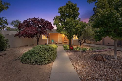 626 Dartmouth Drive Ne, Albuquerque, NM, 87106 | Card Image
