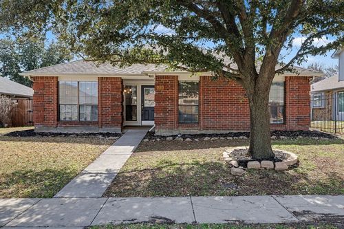 980 Downey Dr, Lewisville, TX, 75067-7435 | Card Image