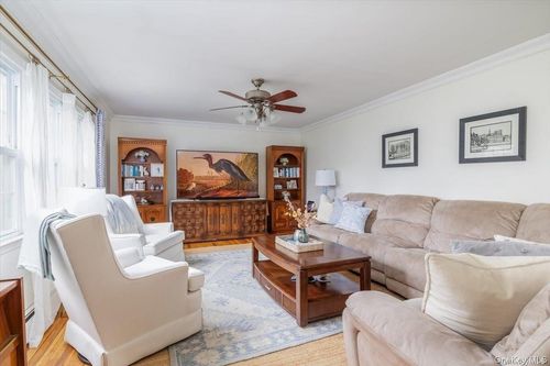 44 Frazer Dr, Greenlawn, NY, 11740-2007 | Card Image