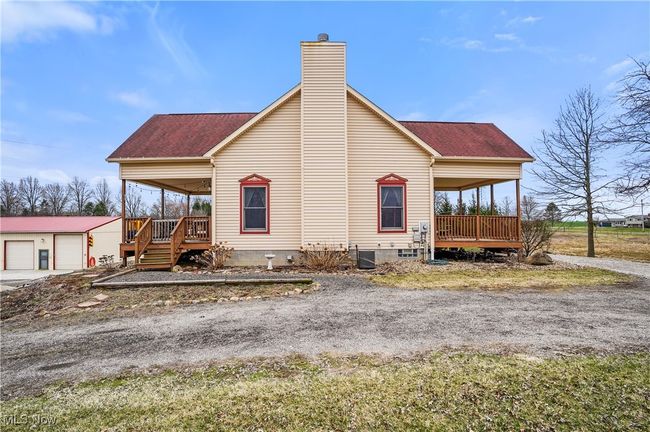 2040 Swartz Rd, House other with 3 bedrooms, 3 bathrooms and null parking in Mogadore OH | Image 9