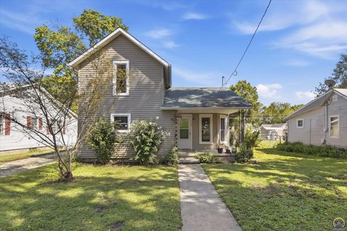 409 Elm St, Perry, KS, 66073 | Card Image