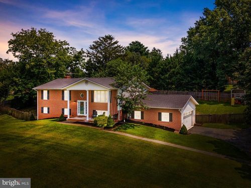 1215 Campus Ct, WESTMINSTER, MD, 21157-5950 | Card Image