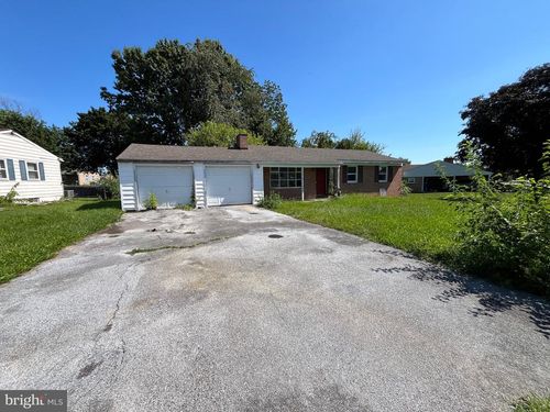 17518 Green Meadow Ln, HAGERSTOWN, MD, 21740-7716 | Card Image