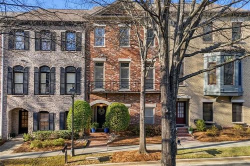 151 W Ridge Way, Roswell, GA, 30076-6422 | Card Image