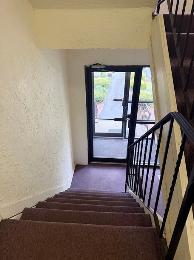 APT-21B - 284 Codman Hill Rd, Condo with 2 bedrooms, 1 bathrooms and 2 parking in Boxborough MA | Image 21