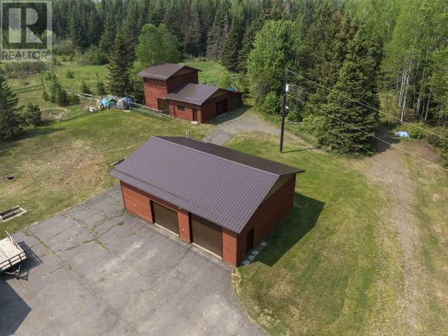 205 Demchuk Rd, Home with 3 bedrooms, 3 bathrooms and null parking in Thunder Bay ON | Image 36