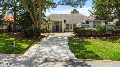 825 Buckeye Ln W, Jacksonville, FL, 32259-4388 | Card Image