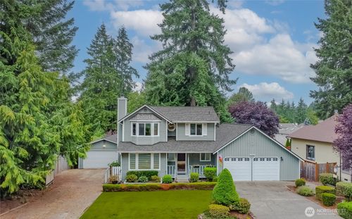 19413 135th Ave Se, Renton, WA, 98058-7759 | Card Image
