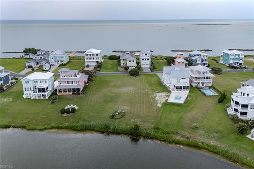 114 Sunset Blvd, Cape Charles, VA, 23310-2770 | Card Image