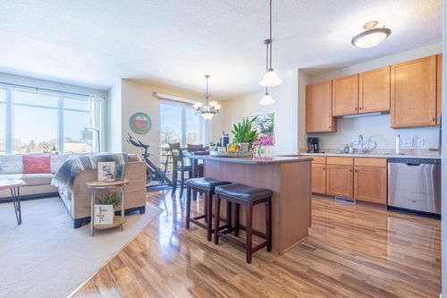 apt-304-1070 Grandview Ct Ne, Columbia Heights, MN, 55421-2387 | Card Image