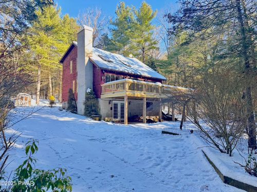 205 Christopher Way, Hawley, PA, 18428-9165 | Card Image