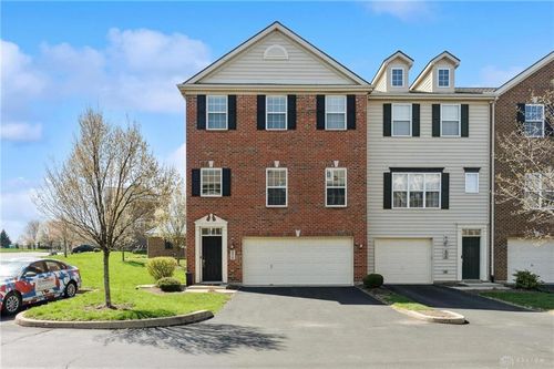 9518 Tahoe Dr, Washingtn Twp, OH, 45458-3699 | Card Image