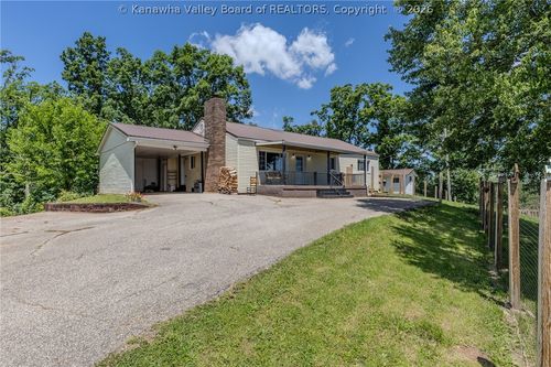 10833 Mclane Pike, Liberty, WV, 25124 | Card Image