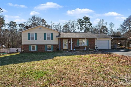 4057 Leafmore St, Concord, NC, 28027-8649 | Card Image
