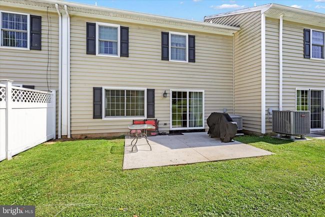 8 Cardinal Dr, Townhouse with 3 bedrooms, 2 bathrooms and null parking in LIVERPOOL PA | Image 23